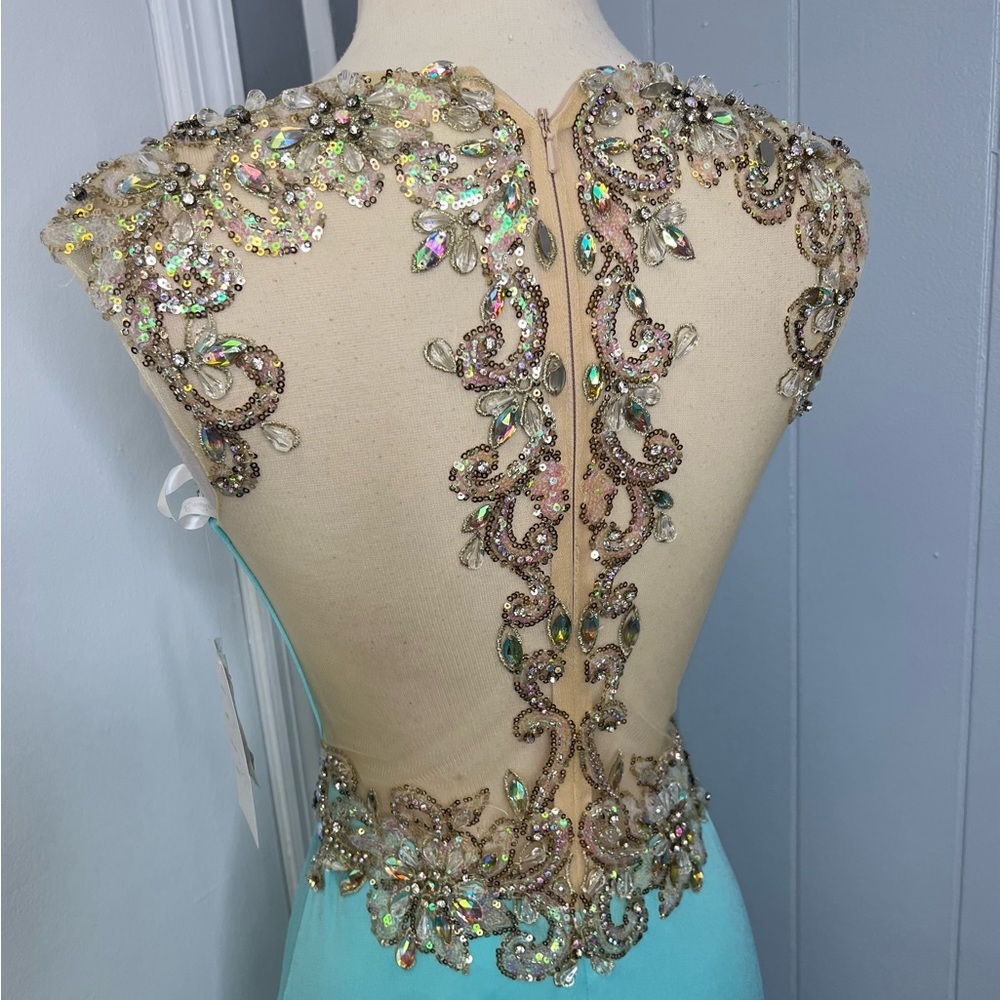 Prom dress - Picture 5 of 6